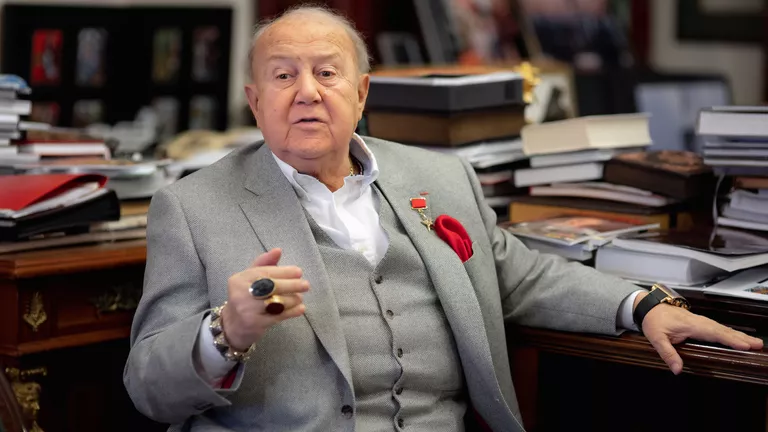 Ataqty músinshi Zýrab Seretelı ómirden ótti