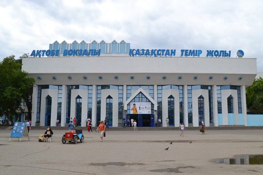 Vokzaldarǵa kúrdeli jóndeý júrgiziledi