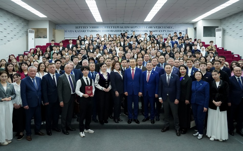 Jastar jáne saılaý tájirıbesi