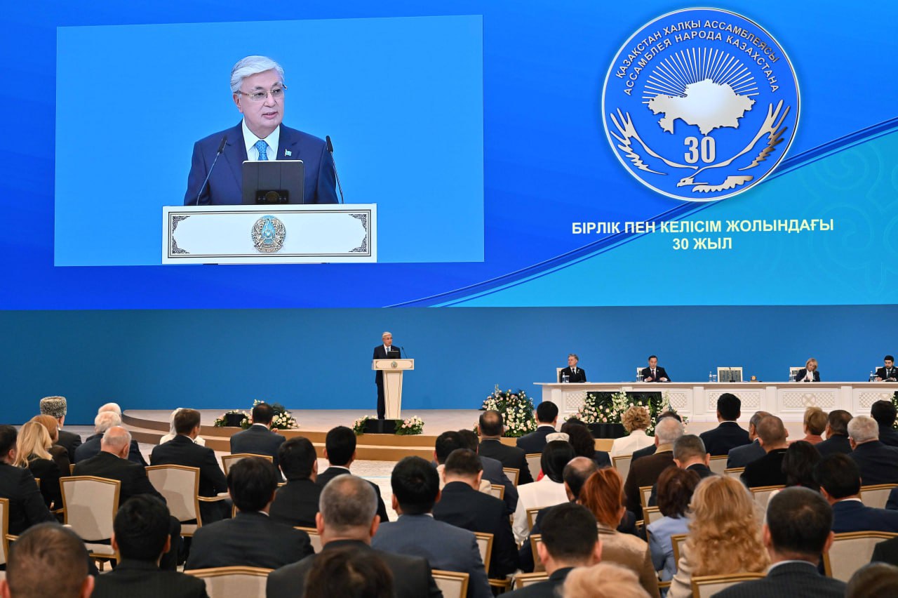 Assambleıa aımaqtardaǵy jumysty jandandyrýy kerek - Toqaev