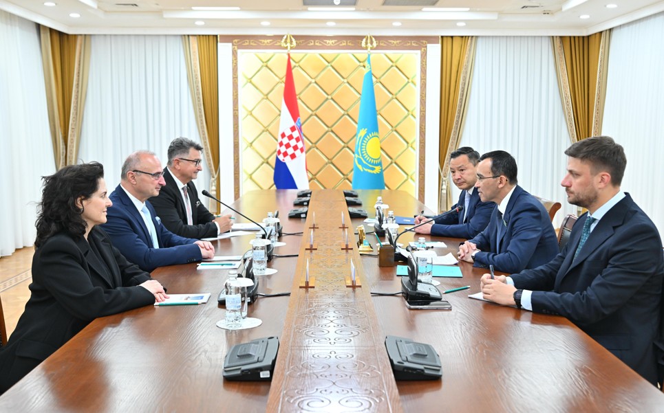 Parlamentaralyq qarym-qatynas bekı túsedi