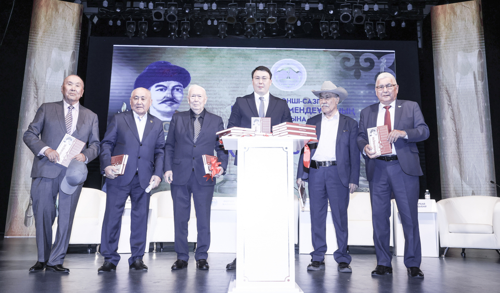 Aqyn murasy asqaqtady