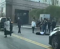 Astanada er adamdy kólik qaǵyp ketti