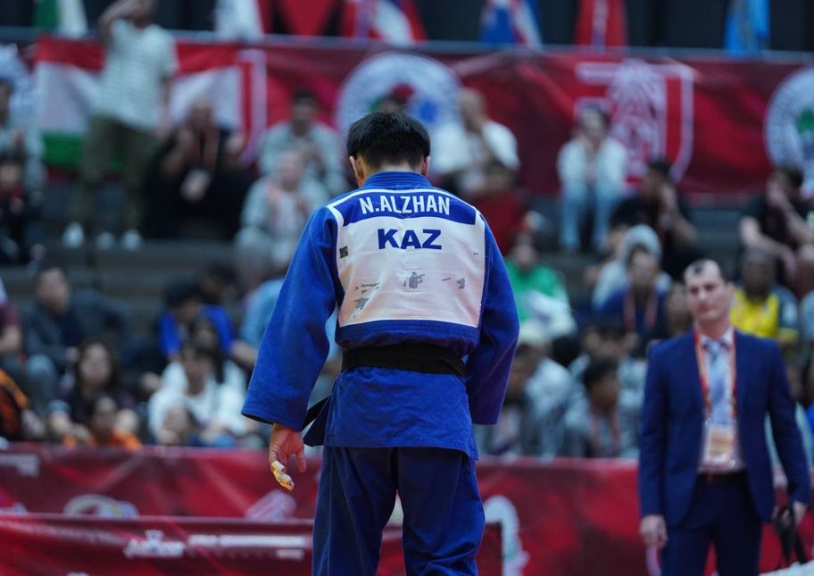 Nurádil Áljan Azııa chempıonatynda besinshi oryn aldy