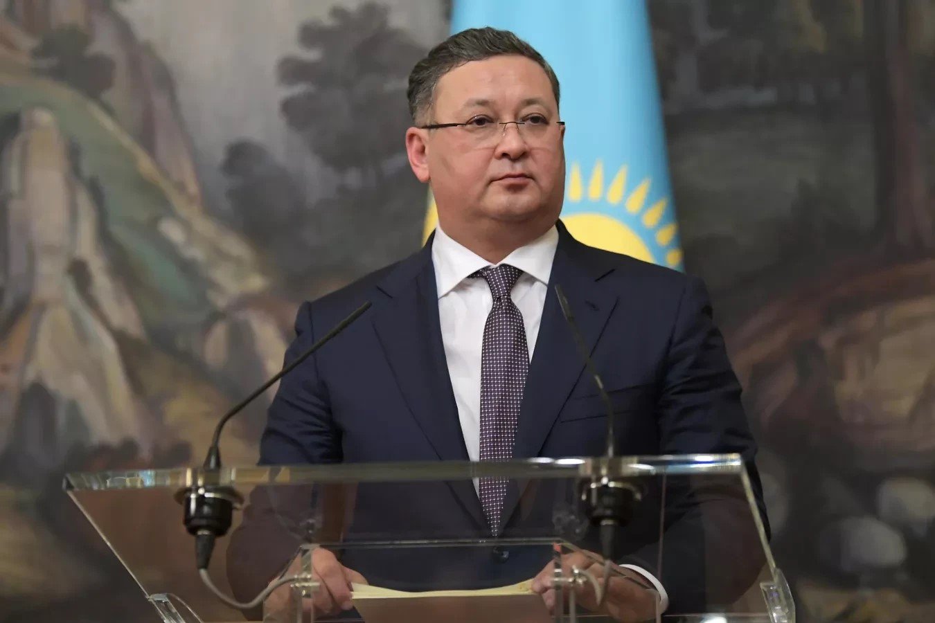 Qazaqstan – Qytaı: Strategııalyq  dıalog damı túsedi