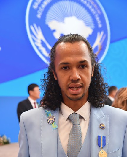 Qazaqsha sóıleý – elge qurmet