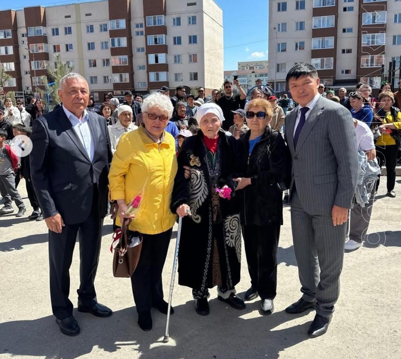 Taldyqorǵanda 60 otbasy úıli boldy