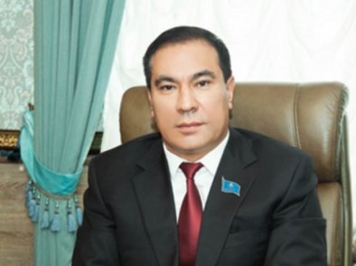 Zakırjan KÝZIEV: Mindetimiz – yntymaq pen birlikti nyǵaıtý