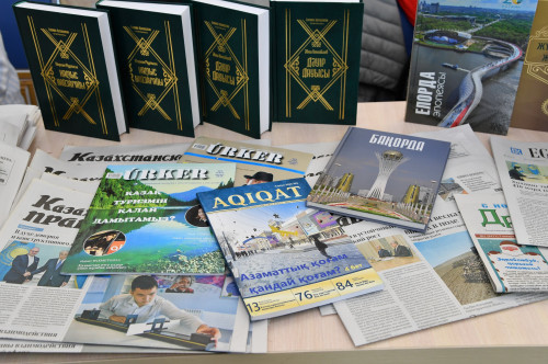 «Qazposhtada» jazylýshy kúni ótti