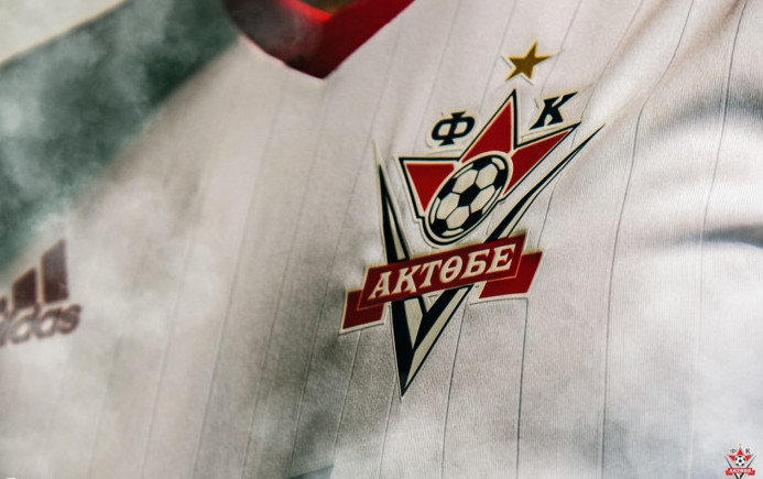 «Aqtóbe» FK qyzmetkerleri oıynshylardyń tamaǵyna bólingen qarjyny jymqyrǵan