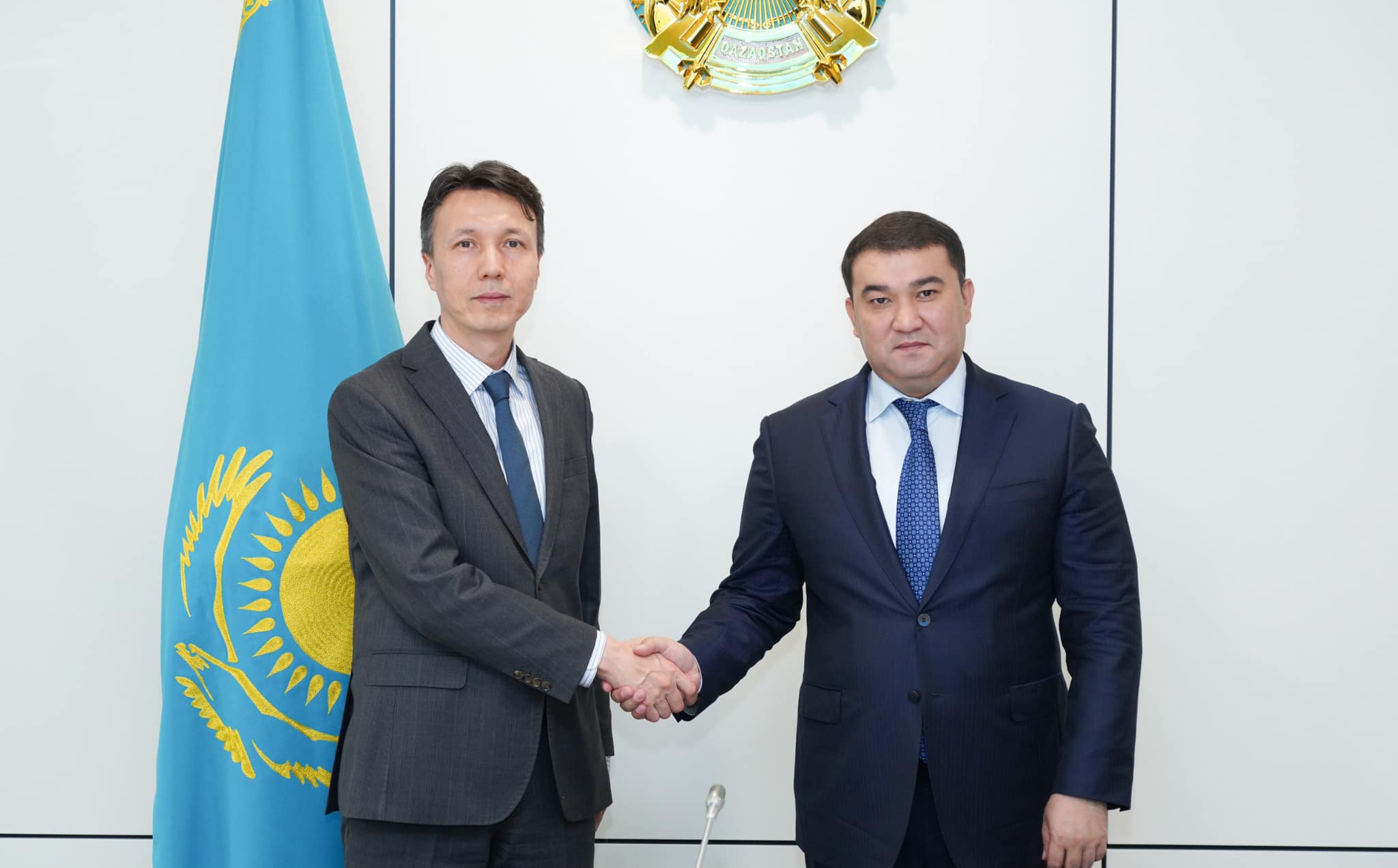 «Qazatomónerkásip» keńselerin Shymkentten Túrkistanǵa kóshirý usynyldy