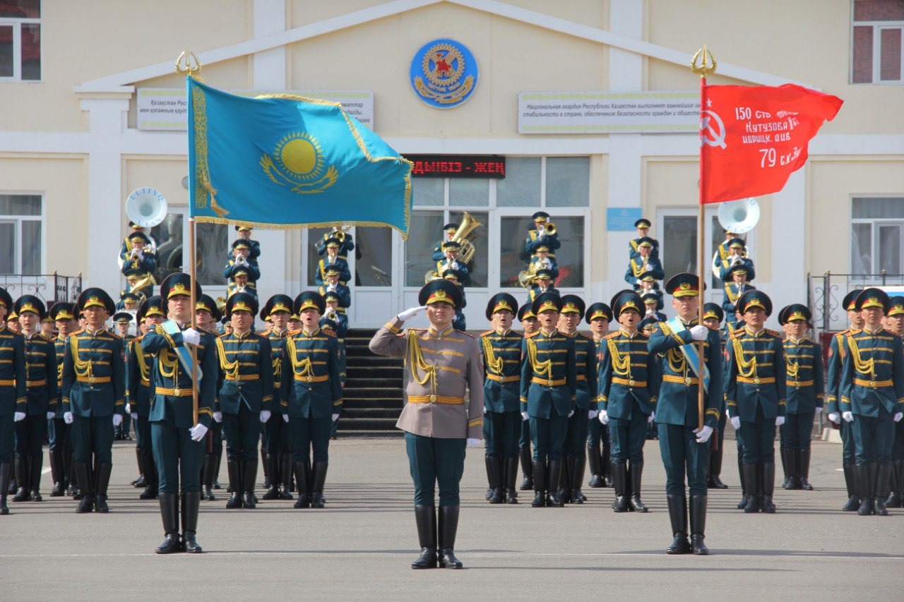 Ulandyqtar Jeńistiń 80 jyldyǵyna oraı patrıottyq aksııa ótkizdi