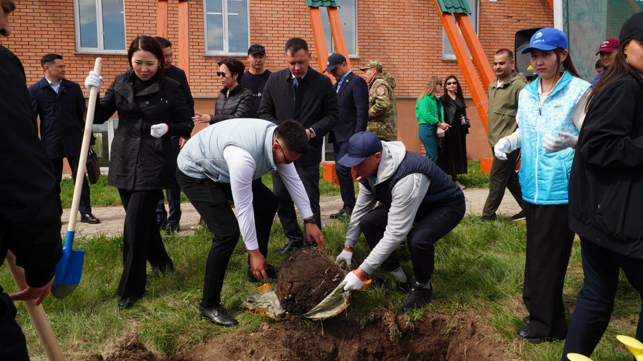 Kókshetaý kórkeıip keledi