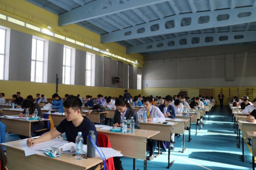 Qazaqstandyq oqýshy eń úzdik lıngvıst atandy