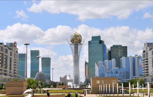 Astanada 7 jáne 9 mamyr merekelerine oraı qandaı is-sharalar ótedi