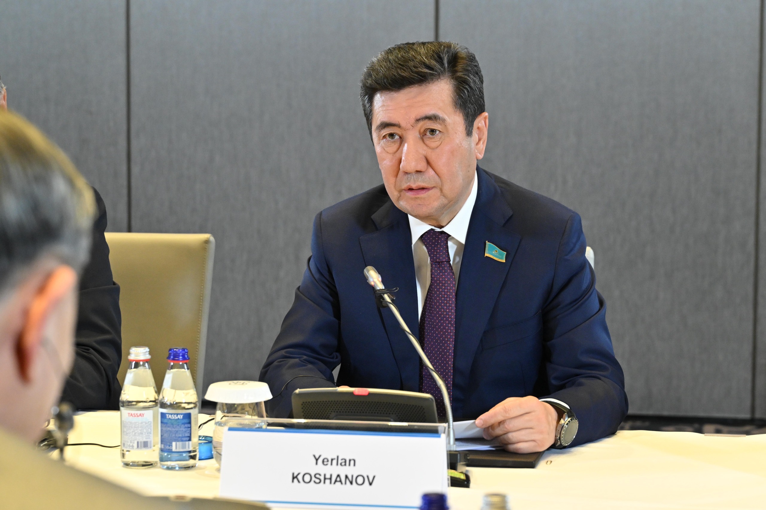 Zań shyǵarý baǵytynda tájirıbe almasýǵa mán berdi