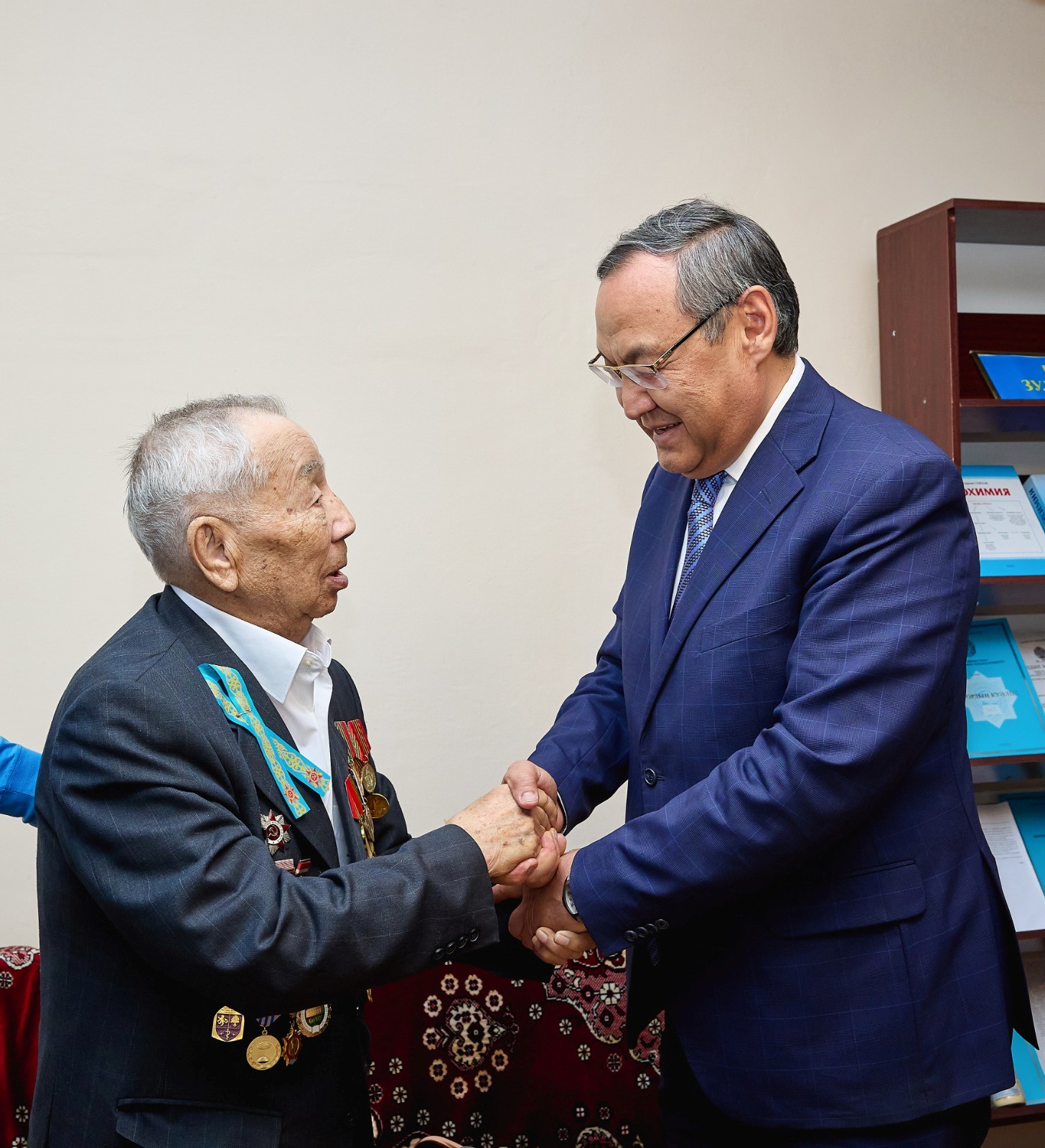 Maıdanger ǵalymǵa qurmet