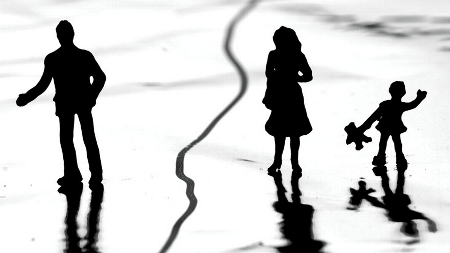 Ajyrasqandarǵa salyq salý – sheshim be, shekteý me