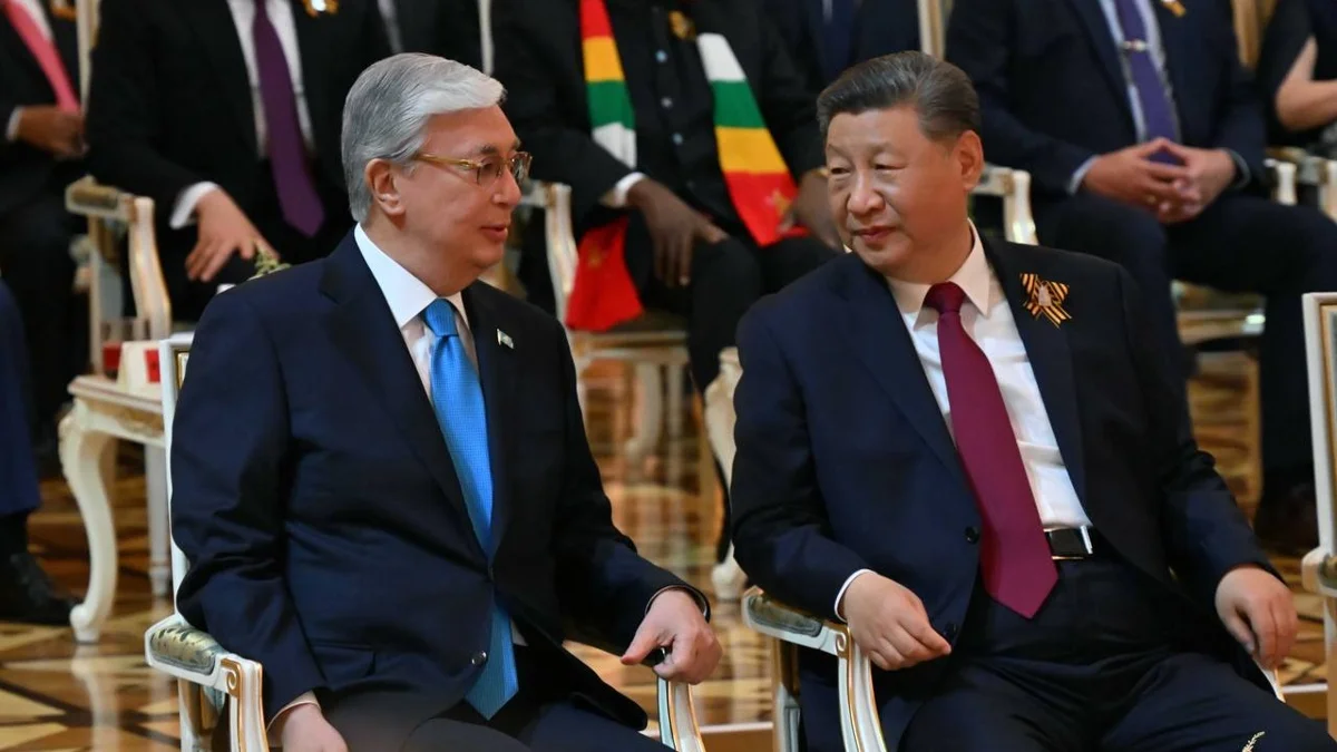 Qytaı basshysy kelesi aıda Qazaqstanǵa saparmen keledi