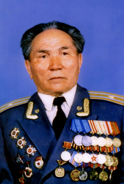 Baılanys bastyǵy Baıjasarov ańyzǵa aınalǵan tank brıgadasy sapynda shaıqasty