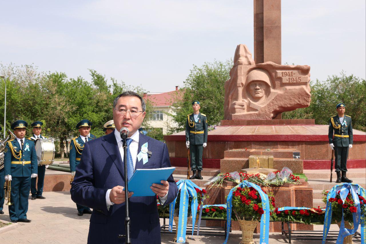 Jeńistiń 80 jyldyǵy jarqyn istermen este qaldy