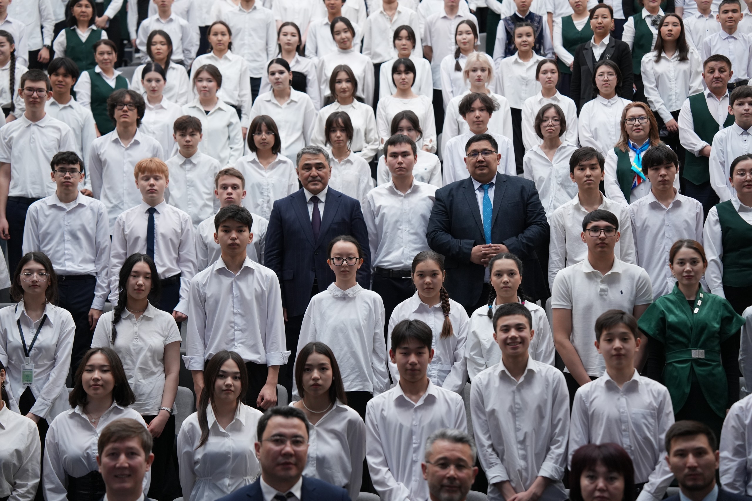 Qazaqstan boıynsha 1,8 mıllıonnan astam oqýshy sýdy únemdep paıdalaný taqyrybynda ashyq sabaqtarǵa qatysty