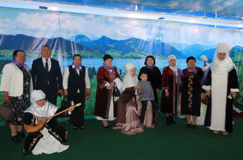 Aqjaıyqta analar jıyny ótti