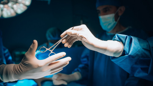 Dárigerler júreginde  isigi bar naýqasty aman alyp qaldy