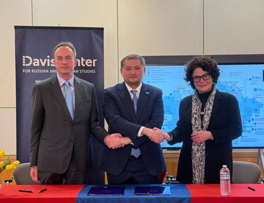 Qazaqstan Garvard ýnıversıtetimen birlesken bastamalardy iske asyrady