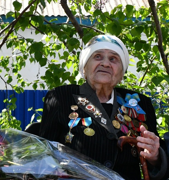 Demeýshiler 101 jastaǵy ardagerdiń baspanasyn jóndep berdi