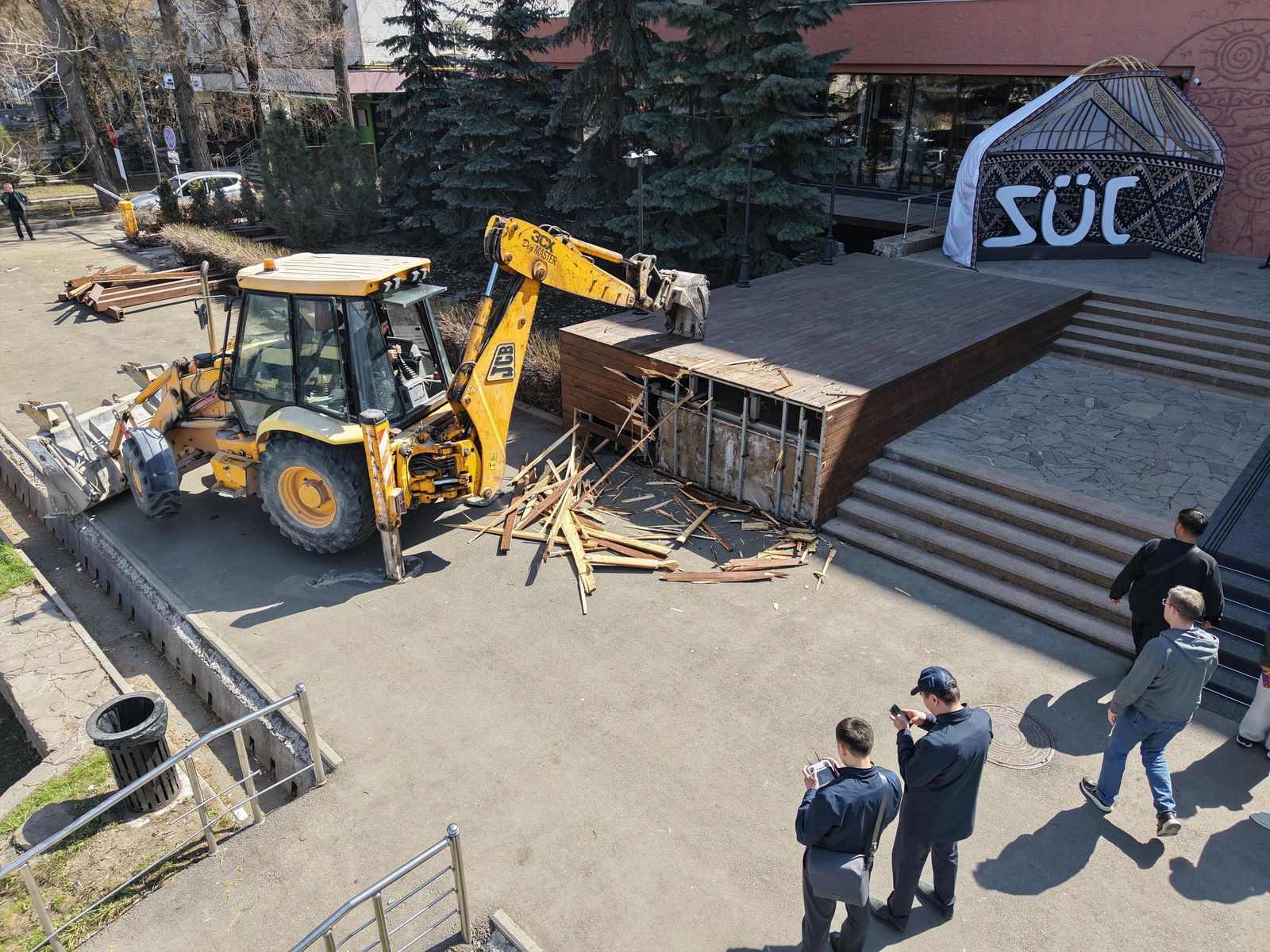 Almatyda zańsyz qurylysqa baqylaý kúsheıtildi