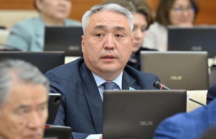 Fermerlerdiń nesıe alý máselesi kóterildi