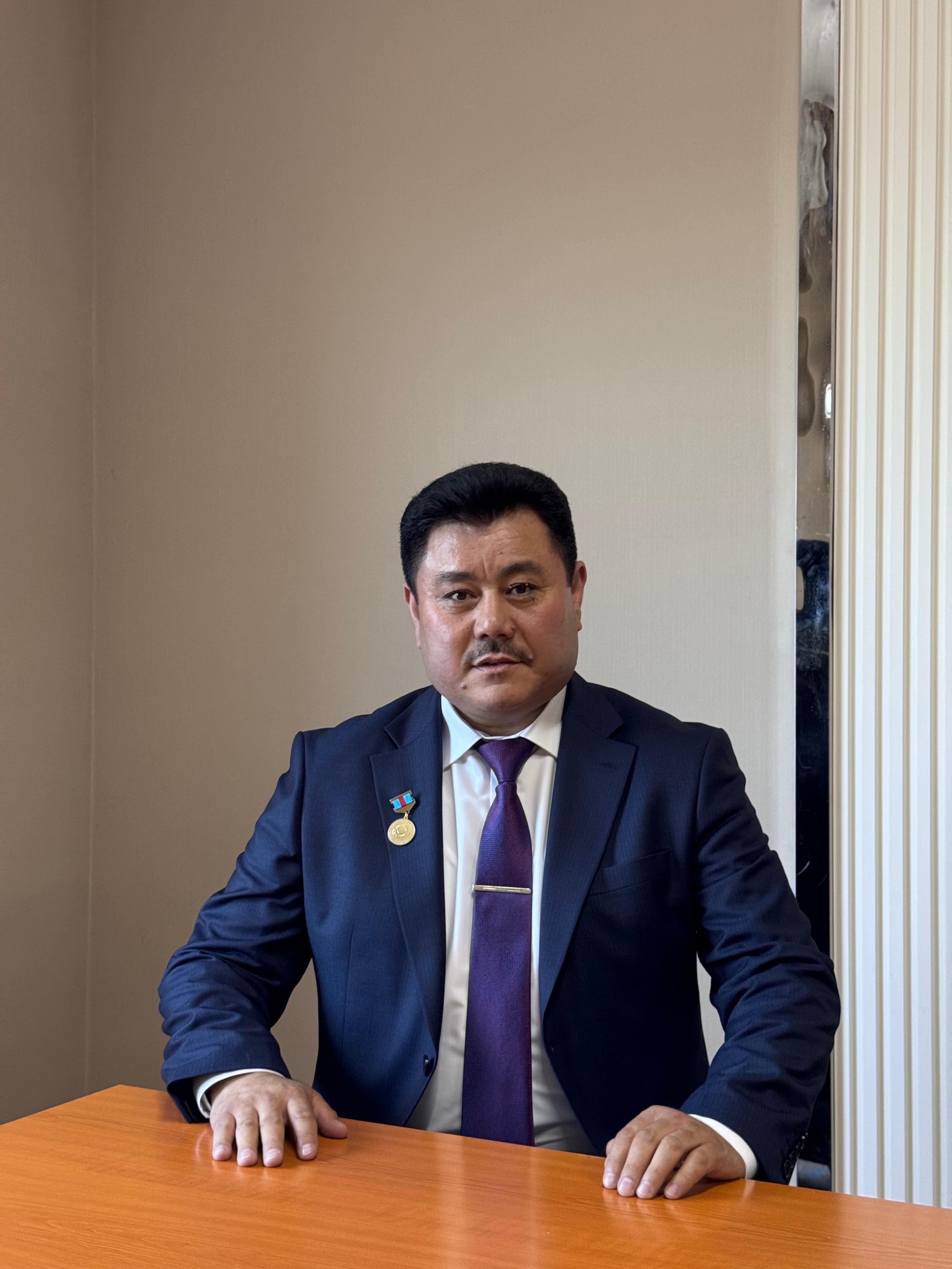 Erbolat Shaldybekov «Qazaqstannyń eńbek sińirgen qaıratkeri» atandy