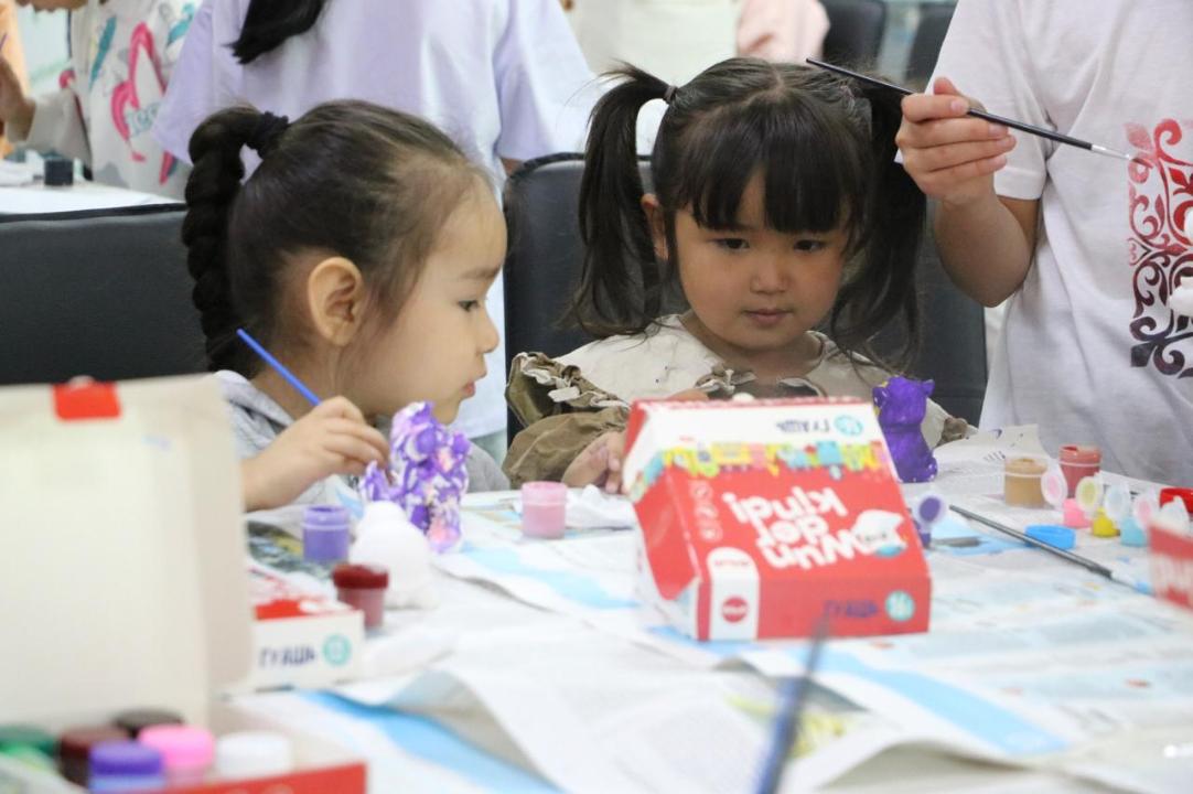 Halyqaralyq balalardy qorǵaý kúnine arnalǵan ulttyq naýqannyń alǵashqy kúninde 500 myńnan astam adam qatysty