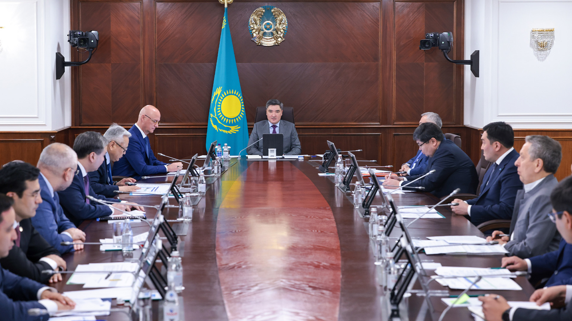 Munaı men metallýrgııa salasyndaǵy ilkimdi ister