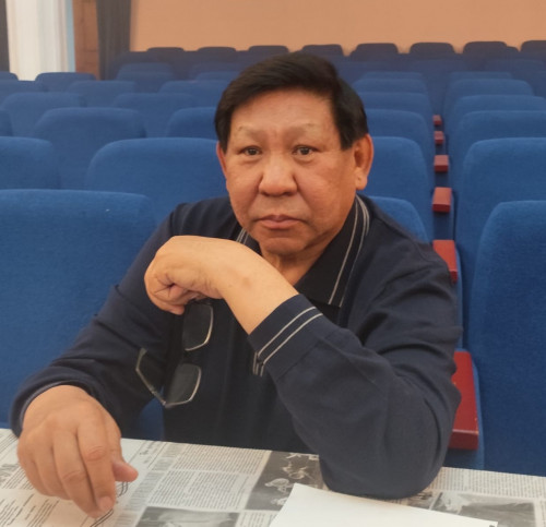 «Teńiz jaǵalaı júgirgen tarǵyl tóbet»  – Jezqazǵanda