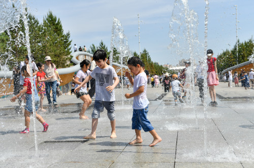 Elimizde balalardy qorǵaý kúnine oraı qandaı sharalar ótedi