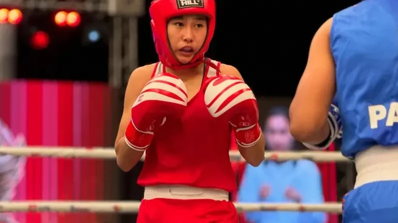 Azııa chempıonatynda boksshy qyzdar 12 altyn aldy