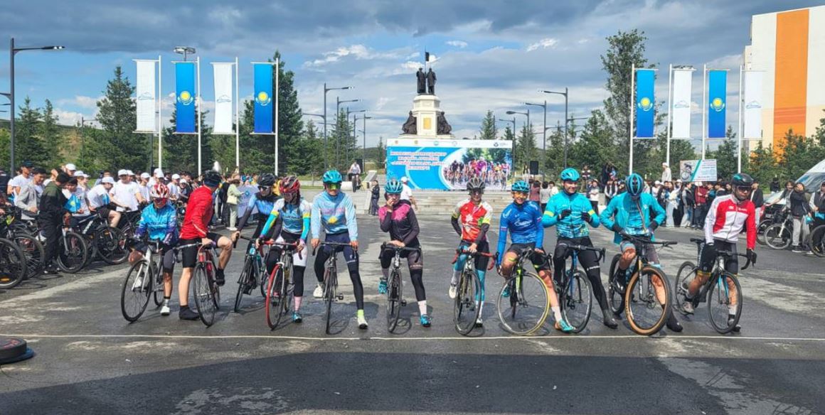 «Altaıdan Oralǵa deıin» respýblıkalyq velosherýi bastaldy