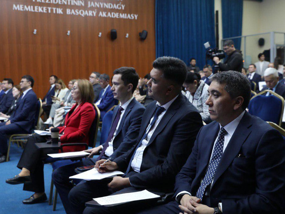 Qazaqstanda memlekettik qyzmetshilerge arnalǵan JI boıynsha oqytý baǵdarlamasy iske qosyldy