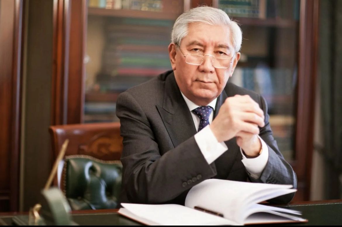 Búgin - Myrzataı Joldasbekov ómirge kelgen kún