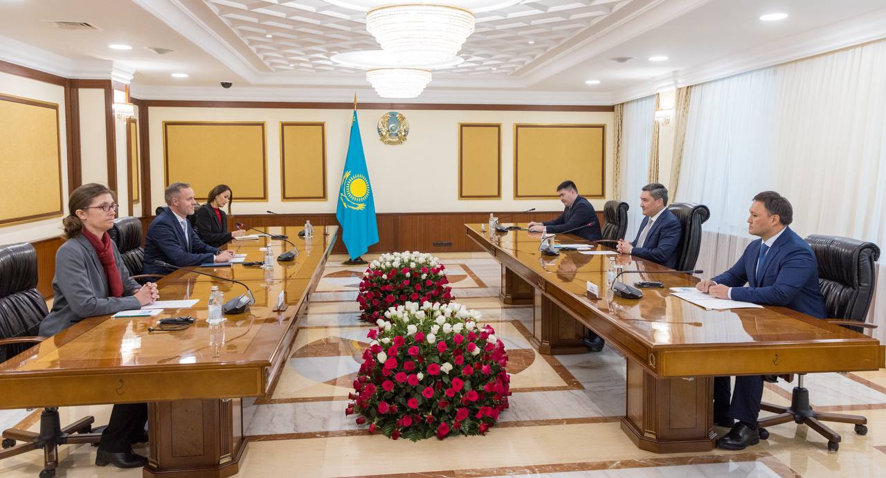 Oljas Bektenov ExxonMobil vıse-prezıdentimen munaı-gaz yntymaqtastyǵy máseleleri boıynsha kezdesý ótkizdi