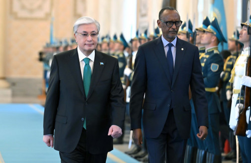 Memleket basshysy Aqordada Rýanda Prezıdentin qarsy aldy