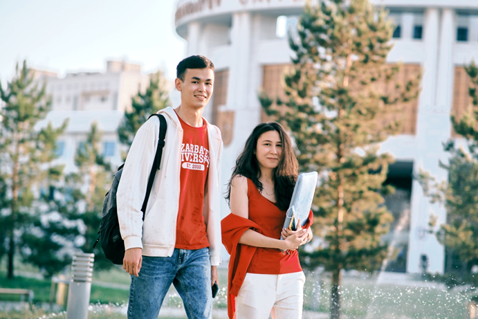 Nazarbayev University-ge qansha talapker grant jeńip ala alady?