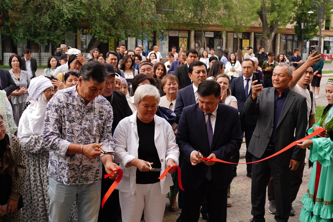 Tarazda «Qolónershiler úıi» ashyldy