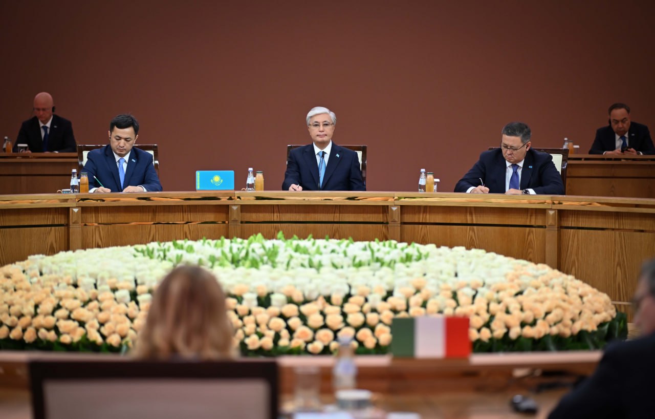 Prezıdent: Saýda-ekonomıkalyq baılanysty tereńdetý – basty basymdyq