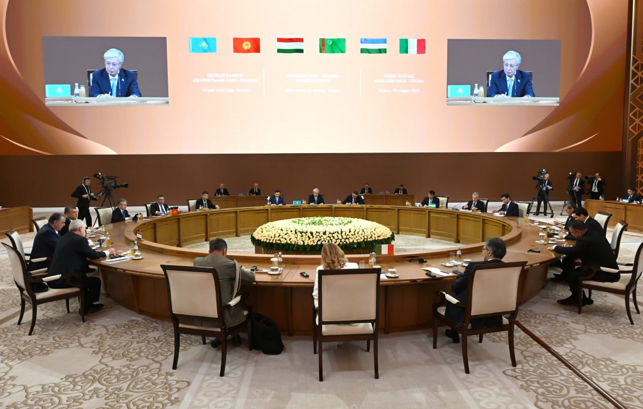 Memleket basshysy birinshi «Ortalyq Azııa – Italııa» sammıtine qatysty