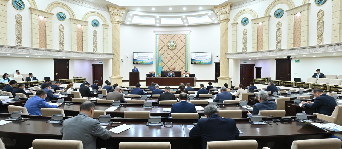 Qalalardy damytýdyń alýan máselesi