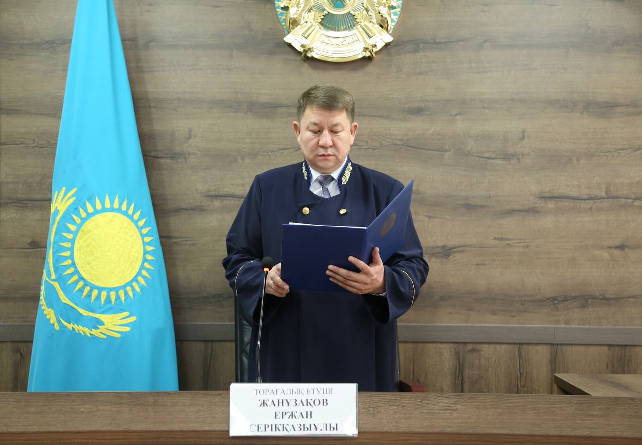 Sherzattyń ólimine ákelgen pyshaq soqqysyn Abzal Shynasyl jasaǵan - Sot