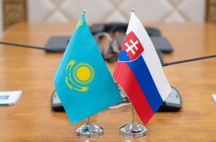 Qazaqstanǵa Slovakııa Premer-mınıstri resmı saparmen keledi